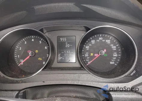 2017 Volkswagen Jetta 1.4T S z USA, uszkodzony, nr VIN 3VW2B7AJ3HM341269